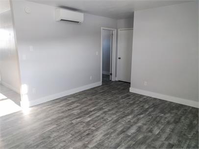 639 Russian Street - 2